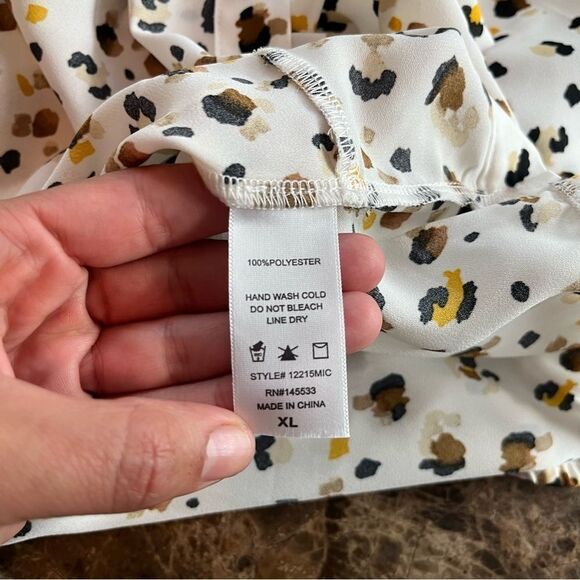 Anthropologie W5 Anthro Cheetah Print Blouse
SIZE XL​​​​ - Picture 6 of 10